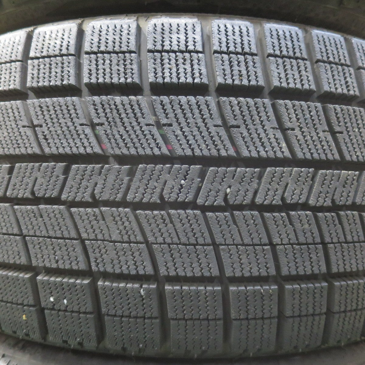 バリ溝!24年!9.5分★スタッドレス 245/40R19 ナンカン アイスアクティバ AW-1 タイヤ 19インチ エスティマ スカイライン フーガ マツダ6 等★6021106イスタ