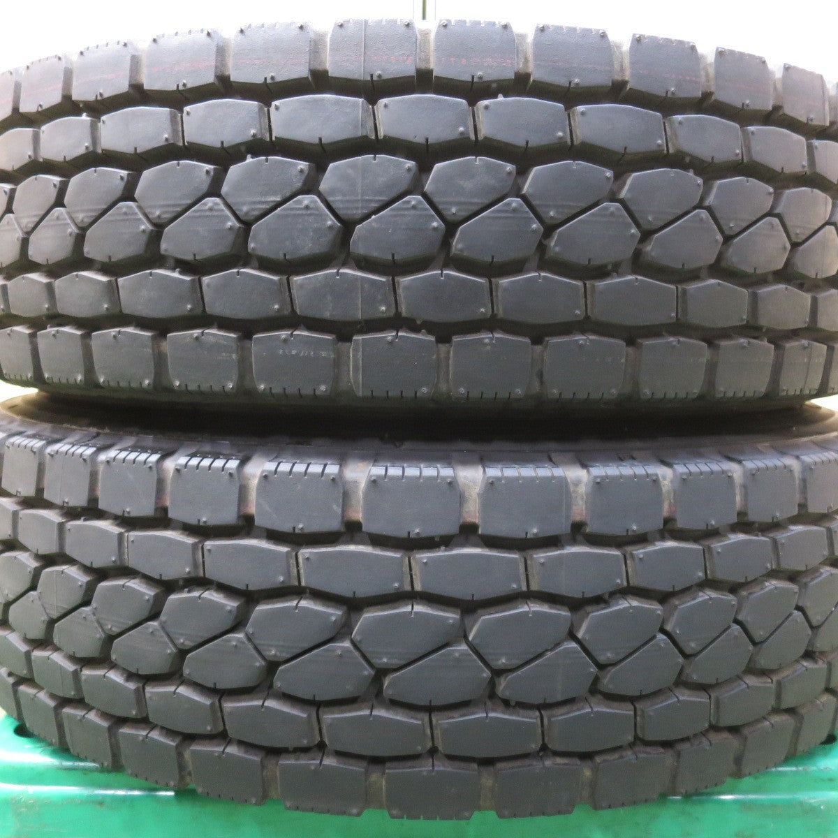 ほぼ未使用!25年!2本★トラック タイヤ 225/80R17.5 123/122L ブリヂストン エコピア M801 Ⅱ ミックス オールシーズン 17.5インチ★5103002イスタ