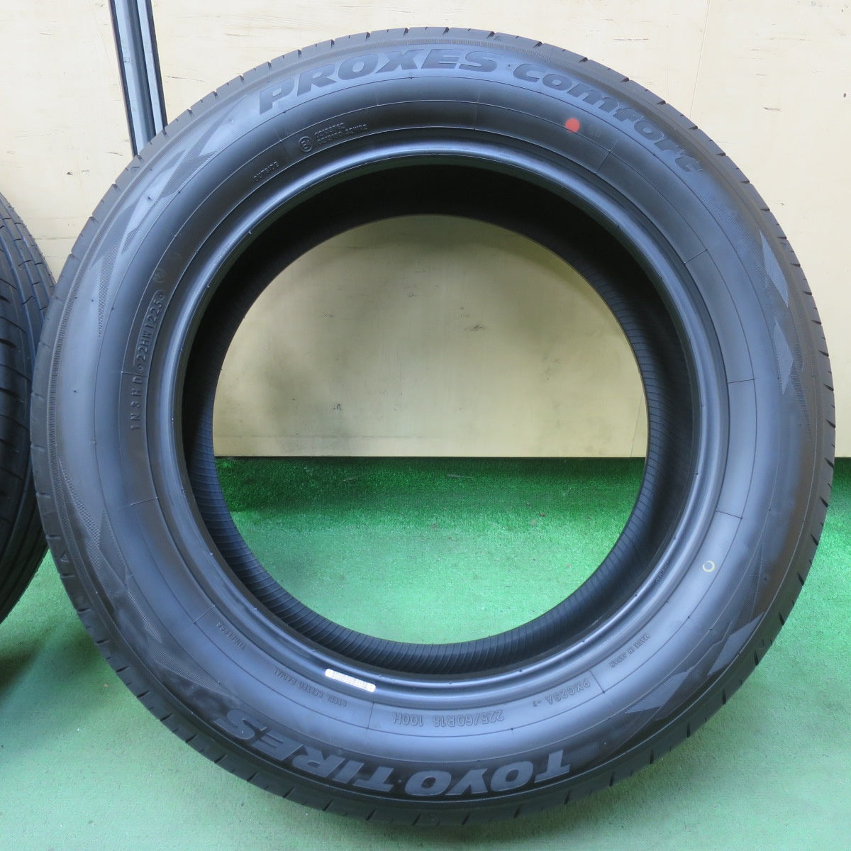 新車外し!25年★225/60R18 トーヨー プロクセス Comfort コンフォート タイヤ 18インチ 40系 アルファード ヴェルファイア 等★5110702イノタ