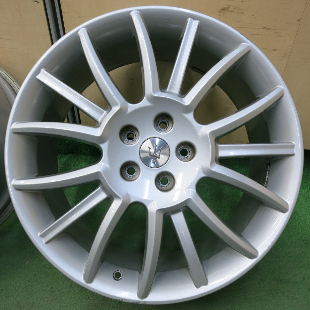 4本価格★マセラティ グランカブリオ グラントゥーリズモ 純正 ホイール 20インチ 20×8.5J 20×10.5J PCD114.3/5H★5051601SYホ