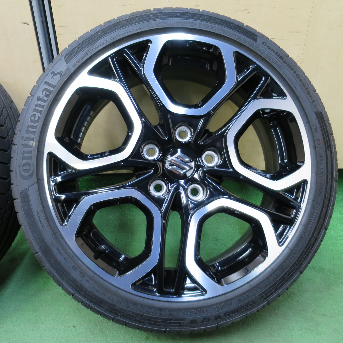 新車外し!24年★スズキ ZC33S スイフト スポーツ 純正 195/45R17 コンチネンタル コンチスポーツ コンタクト5 17インチ PCD114.3/5H★5041006イノ