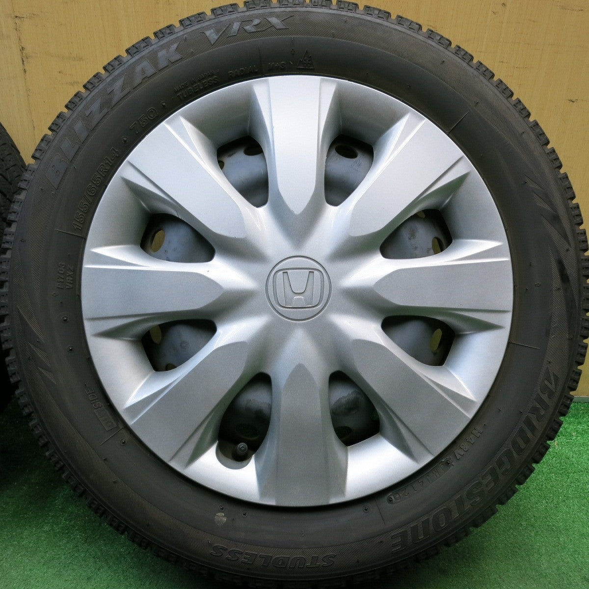 キレイ★ホンダ N-WGN 純正 スチール 155/65R14 スタッドレス ブリヂストン ブリザック VRX 14インチ Nワゴン PCD100/4H★5070608HAス