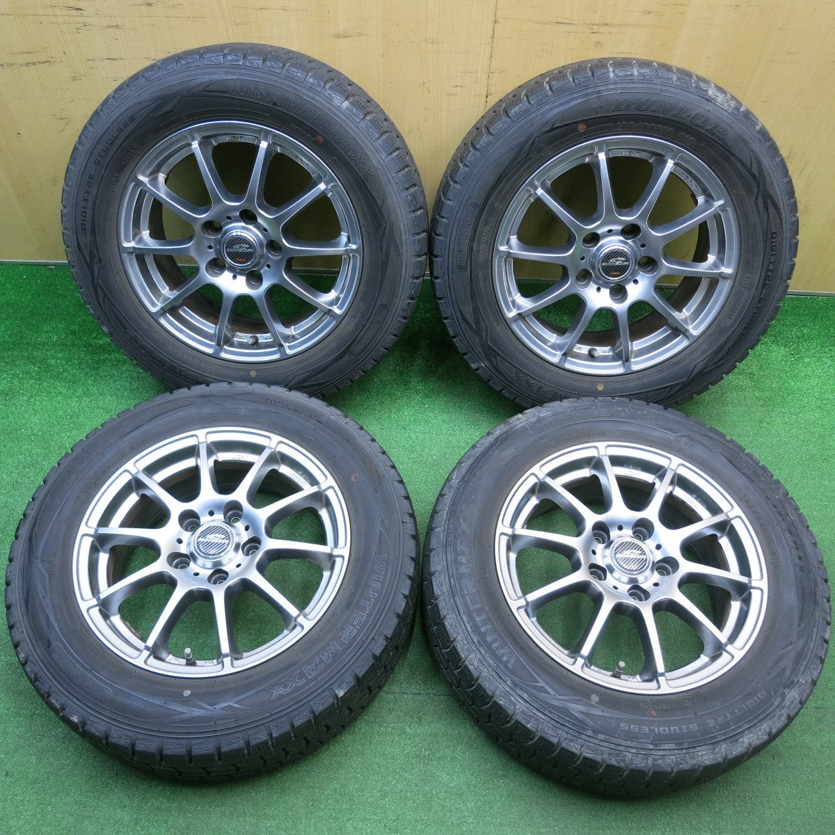 バリ溝!キレイ!8.5分★スタッドレス 195/65R15 ダンロップ ウインターマックス WM01 SCHNEIDER シュナイダー 15インチ PCD114.3/5H★5121813HAス