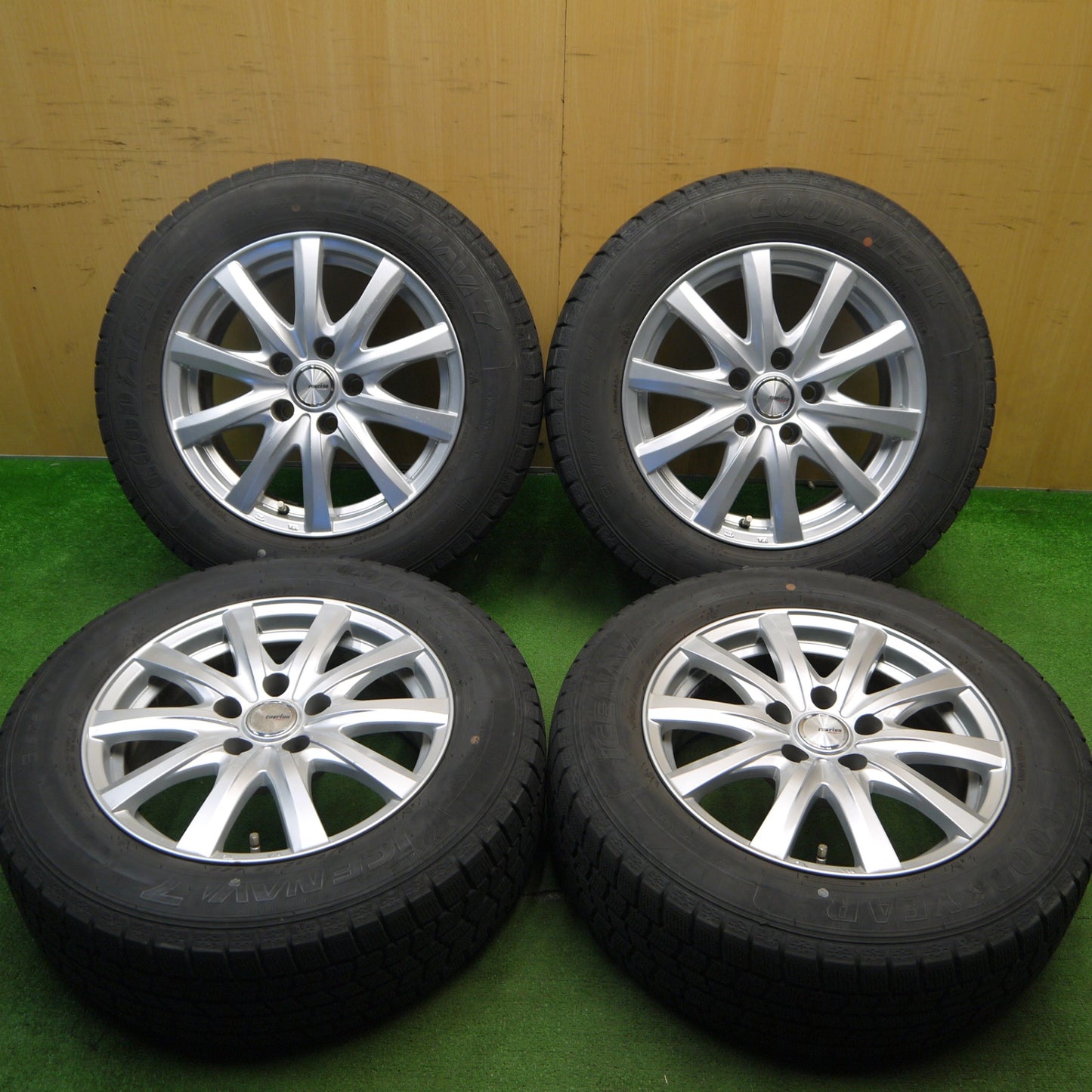 バリ溝!21年!8.5分★スタッドレス 205/65R16 グッドイヤー アイスナビ7 ravrion RS01 ラブリオン 16インチ PCD114.3/5H★5041604Hス