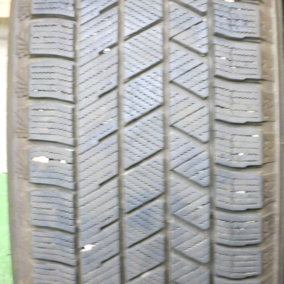 バリ溝!23年!キレイ!9.5分★スタッドレス 185/60R16 ブリヂストン ブリザック VRX3 ravrion LUMIERE ラブリオン 16インチ PCD100/4H★5050201TTス