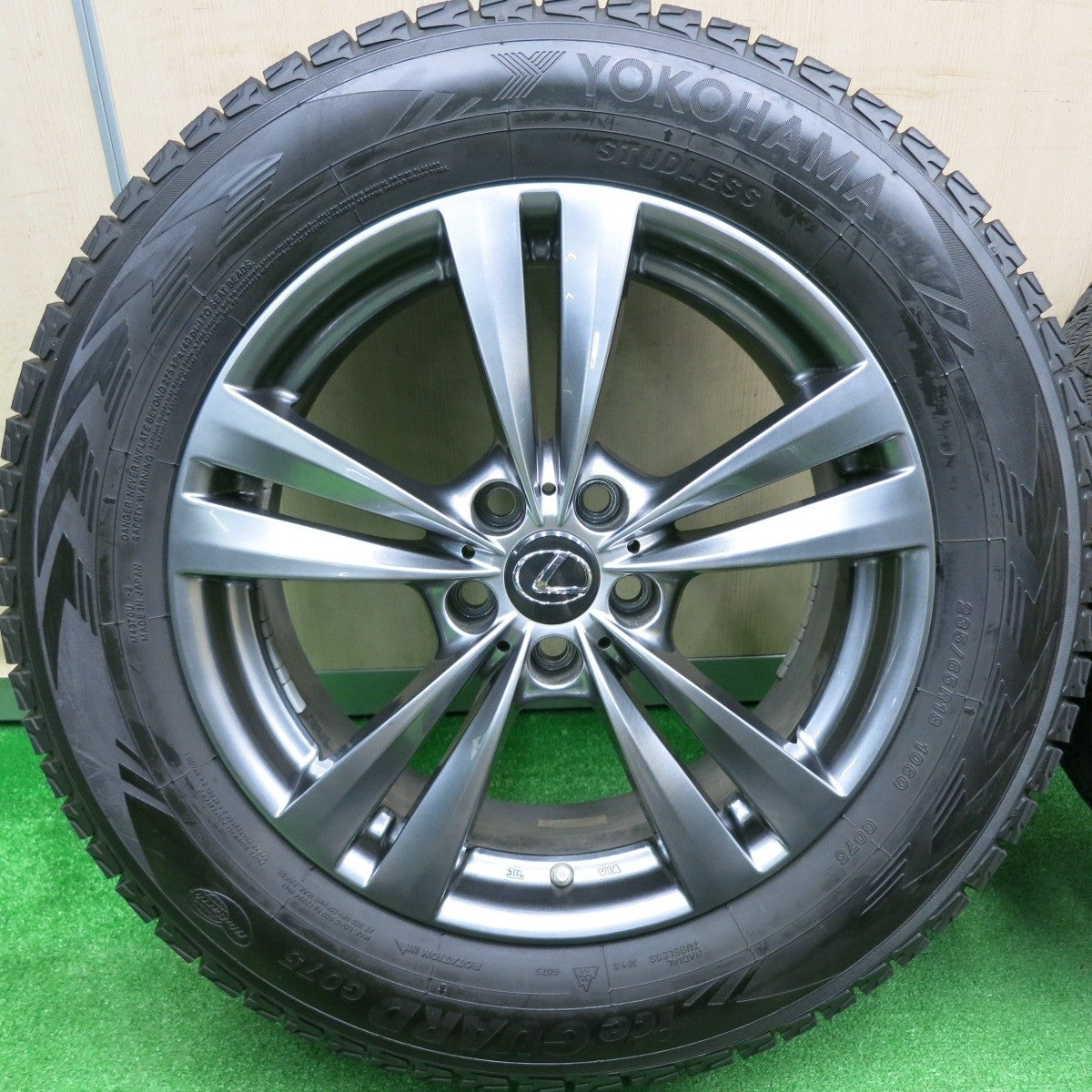 センサー付!バリ溝!21年!キレイ!9.5分★レクサス等 レアマイスター L-Fラウンジ 235/65R18 スタッドレス ヨコハマ アイスガード G075 PCD114.3/5H★4103103HAス