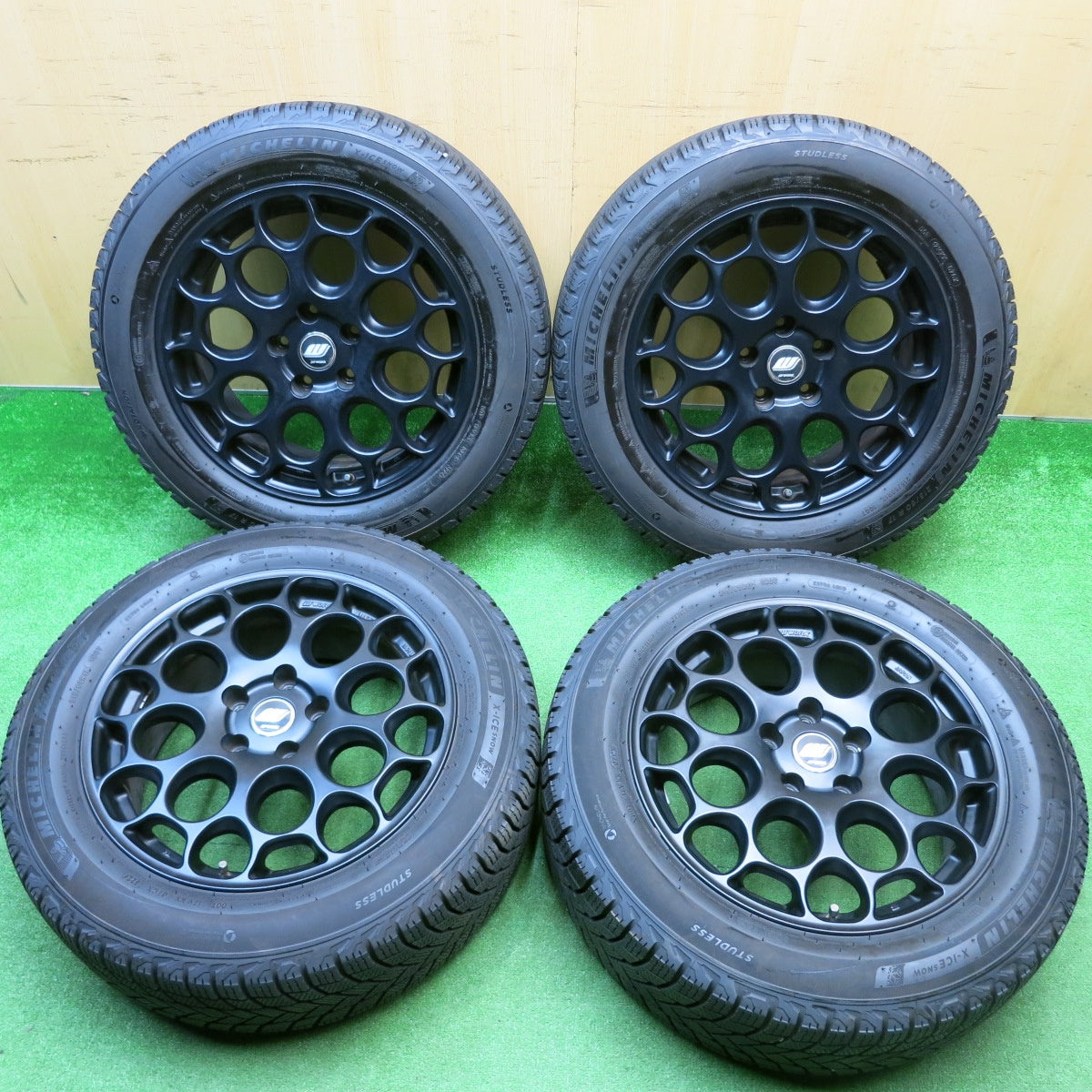 超バリ溝!24年!キレイ!ほぼ10分★WORK WIL 02D 215/60R17 スタッドレス ミシュラン X-ICE SNOW WIL-02D ワーク 17インチ PCD114.3/5H★5122506HAス