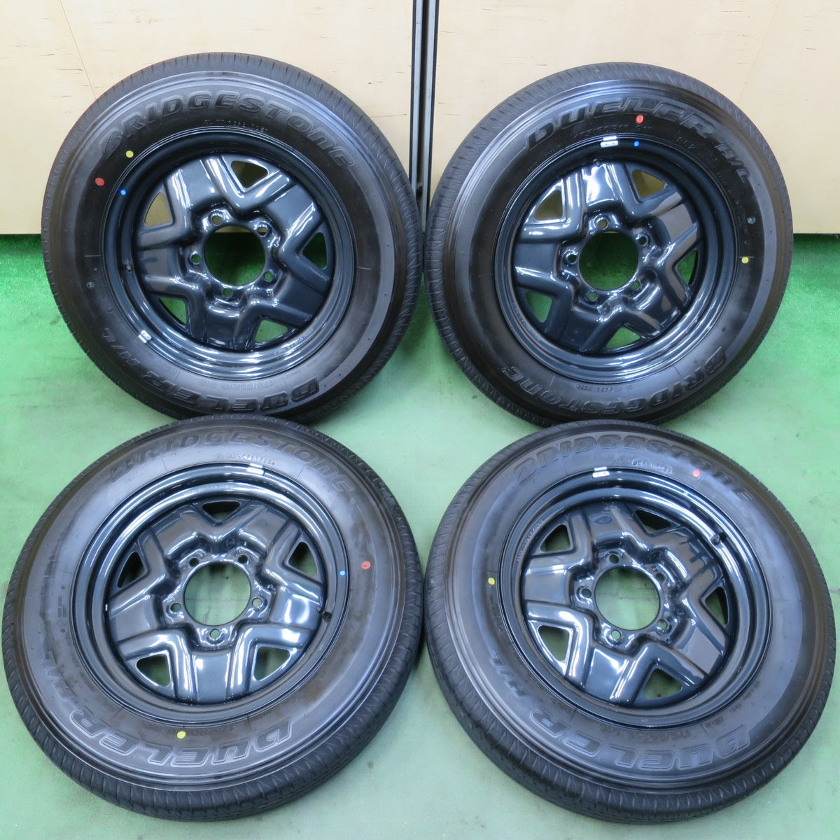 新車外し!25年★スズキ JB64W ジムニー 純正 スチール 175/80R16 ブリヂストン デューラー H/L 852 16インチ PCD139.7/5H★5111509イノ