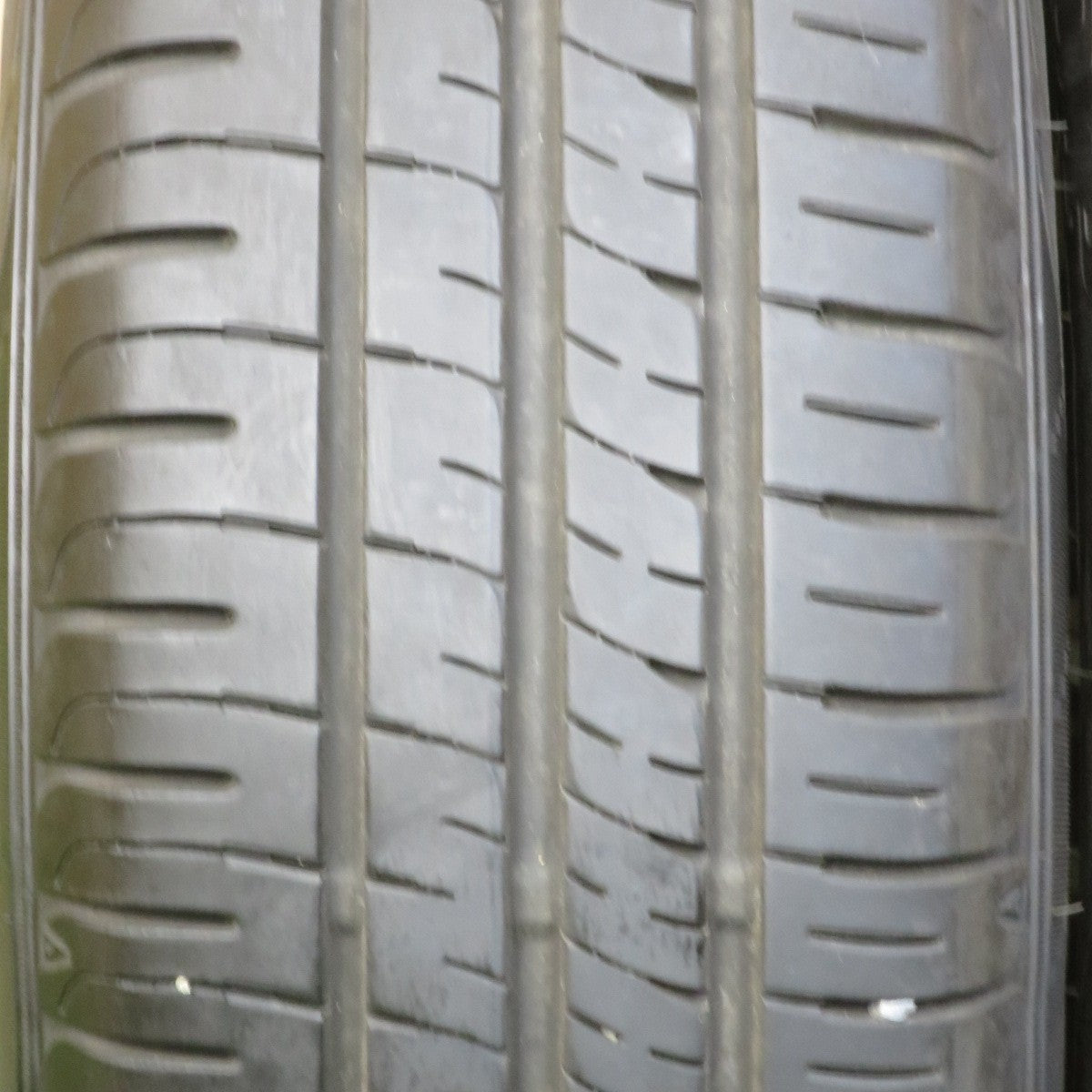 バリ溝!23年!キレイ!9.5分★プリウス 等 195/65R15 ダンロップ エナセーブ EC204 VELVA ヴェルヴァ 15インチ PCD100/5H★5072403TTノ
