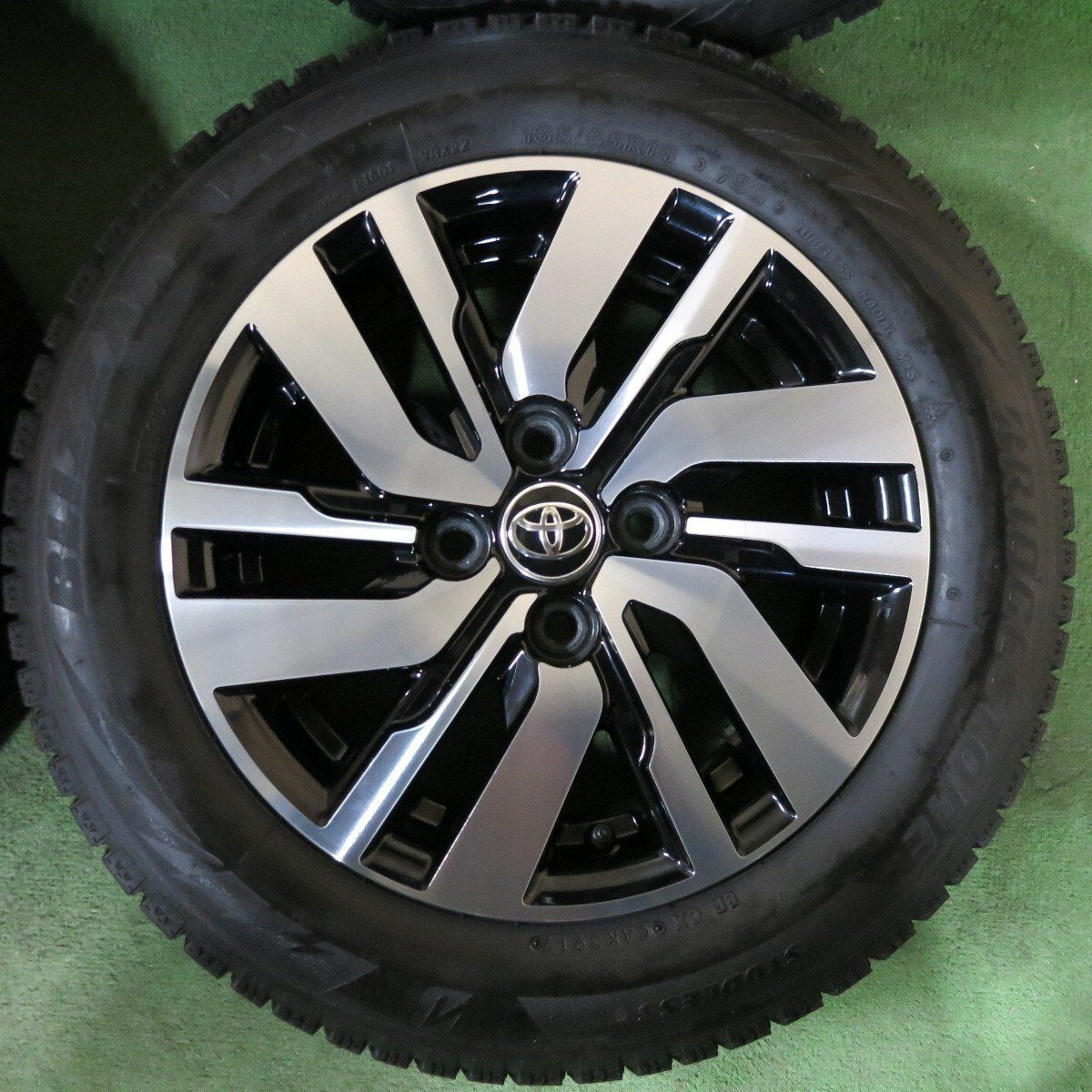 キレイ★トヨタ ルーミー カスタム G 純正 165/65R14 スタッドレス ブリヂストン ブリザック VRX2 14インチ PCD100/4H★5012812SYス