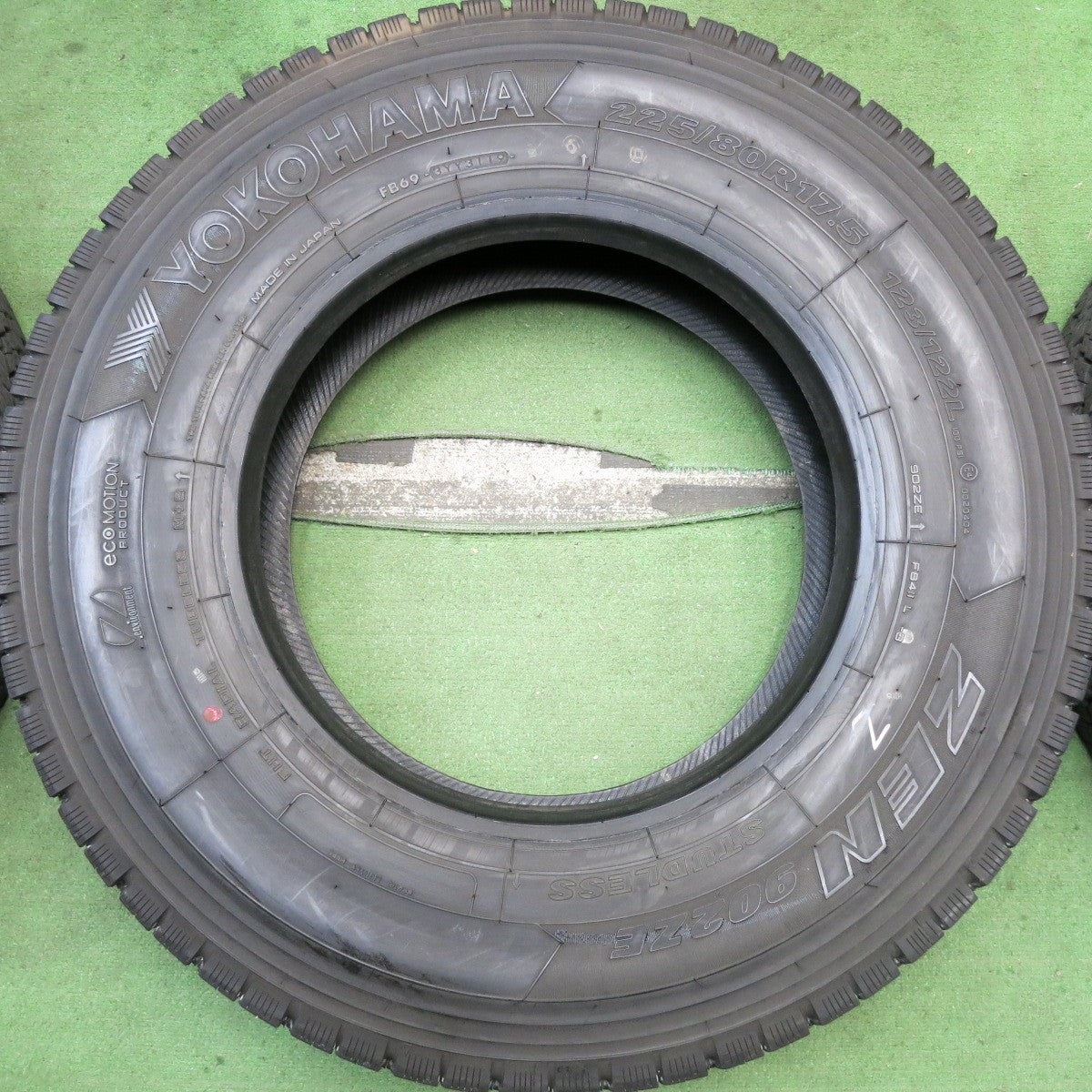 バリ溝!9分!6本★トラック タイヤ 225/80R17.5 123/122L スタッドレス ヨコハマ ZEN 902ZE 17.5インチ★5090601HAスタ