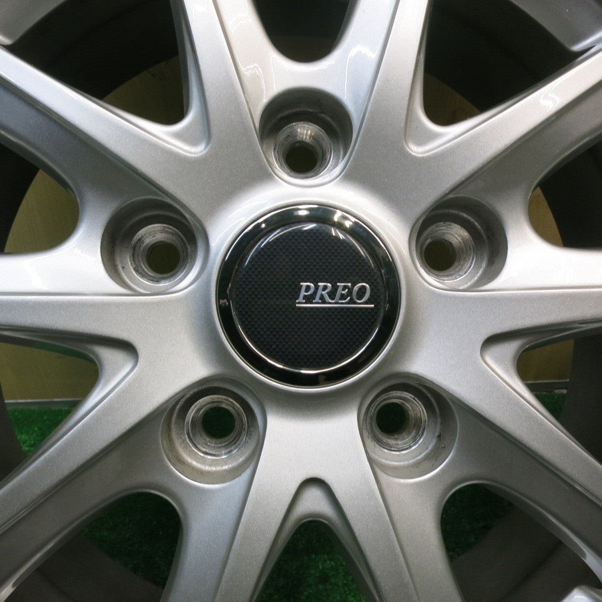 バリ溝!22年!キレイ!9.5分★スタッドレス 185/65R15 ブリヂストン ブリザック VRX3 PREO プレオ 15インチ PCD114.3/5H★5041506TNス