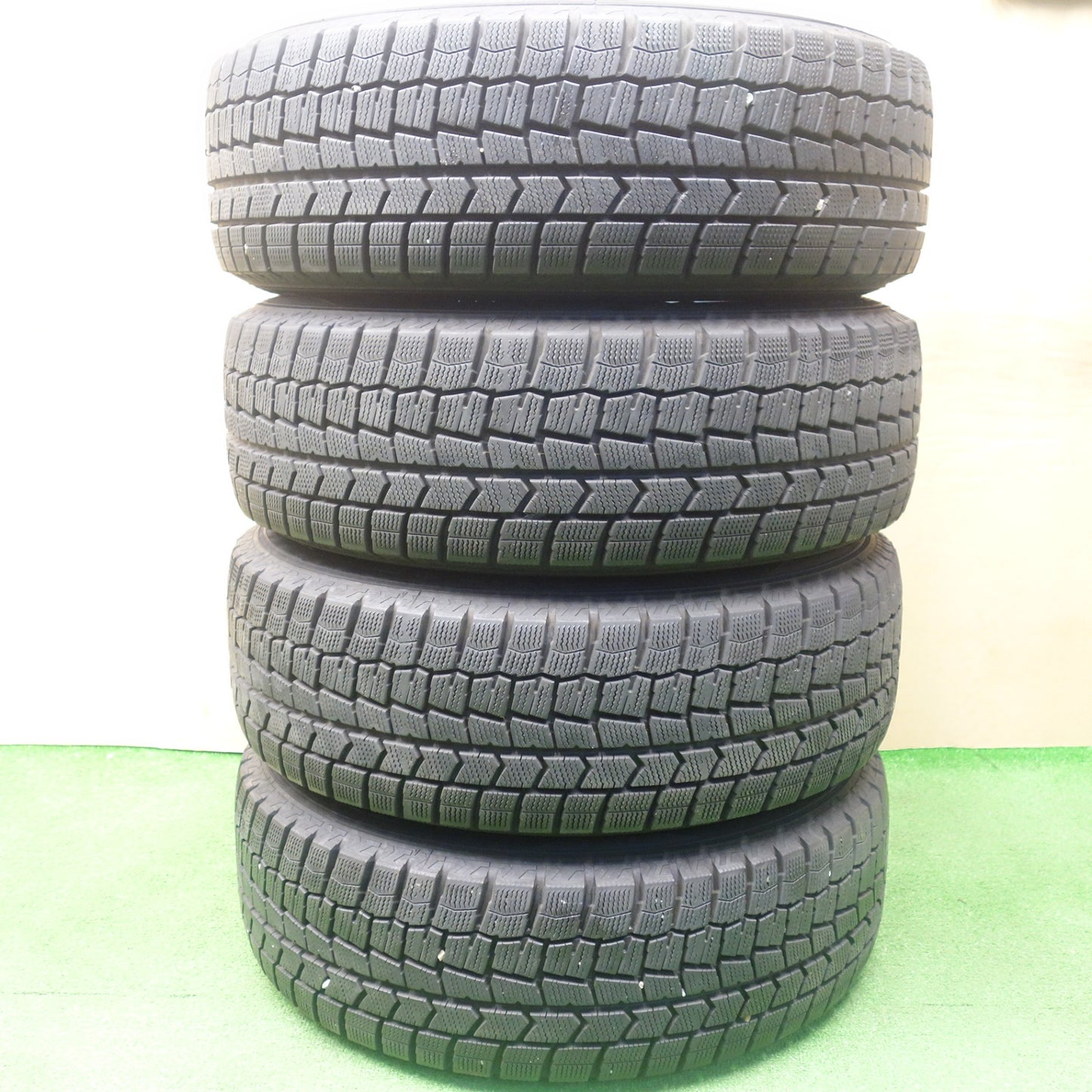バリ溝!22年!キレイ!9.5分★スタッドレス 195/65R15 ダンロップ ウインターマックス WM02 ravrion RS01 ラブリオン 15インチ PCD114.3/5H★6012903KTス