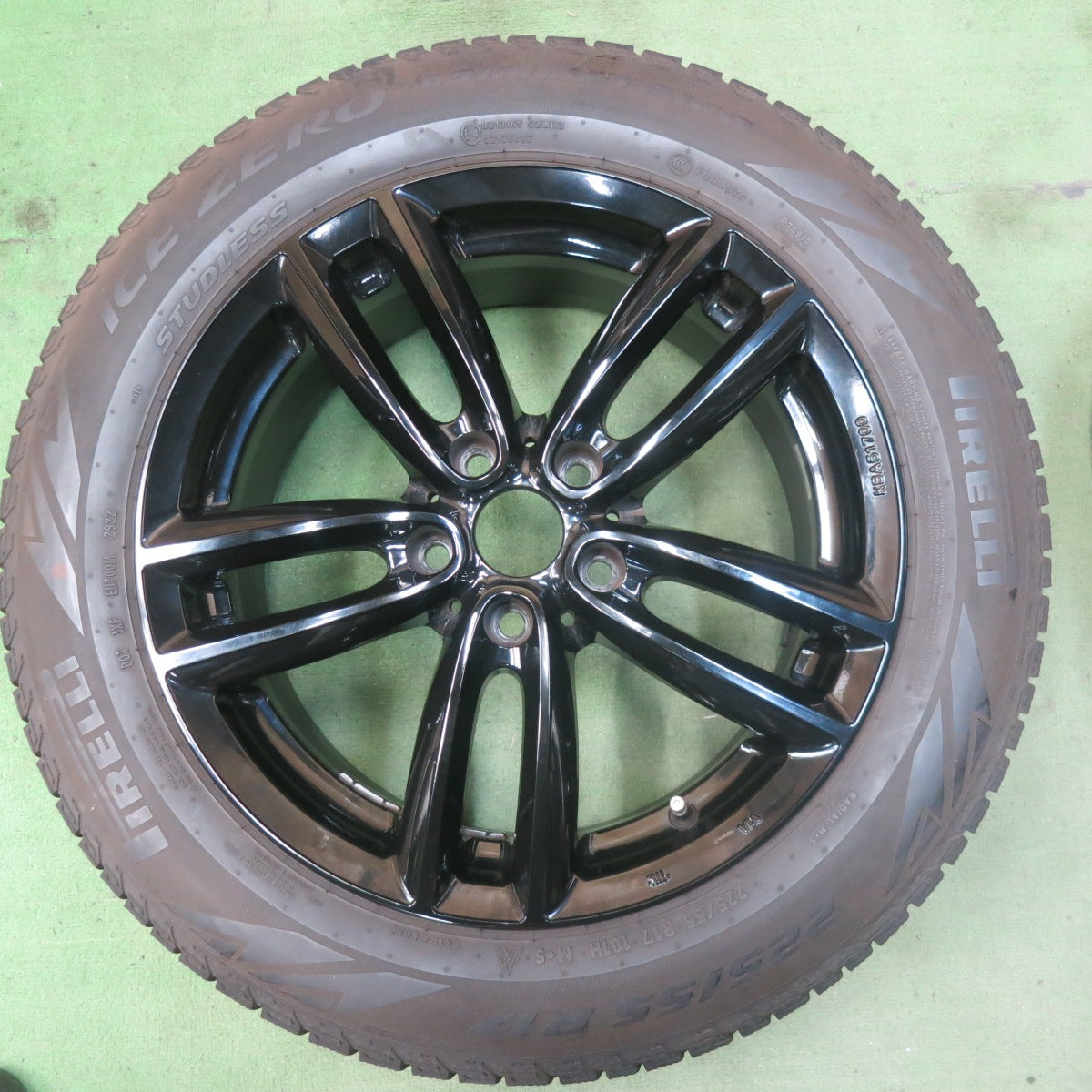 バリ溝!22年!キレイ!9分★BMW MINI 等 MAK OXFORD 225/55R17 スタッドレス ピレリ アイスゼロ アシンメトリコ オクスフォード 17インチ PCD112/5H★5100601SKス