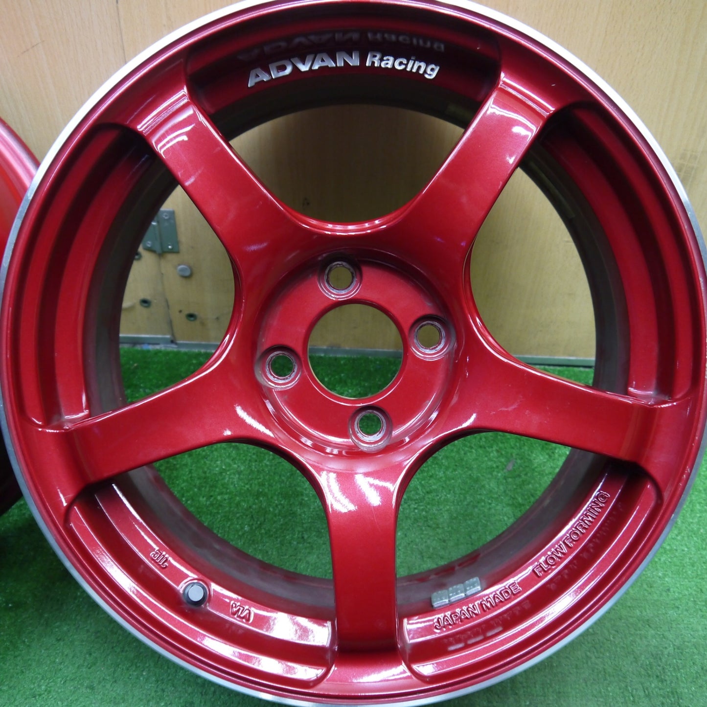 キレイ★ADVAN Racing TC-4 アドバン レーシング 16インチ ホイール 16×6.5J PCD100/4H★5051905Hホ
