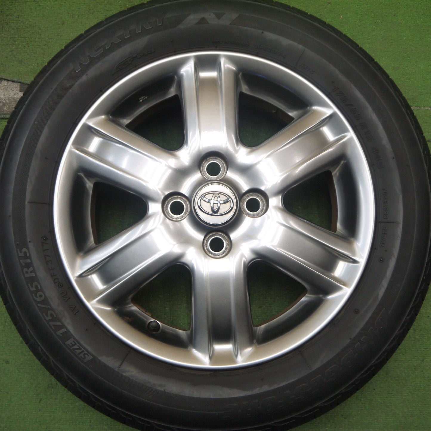 キレイ★トヨタ IQ 純正 175/65R15 ブリヂストン ネクストリー エコピア 15インチ PCD100/4H★5072303Hノ