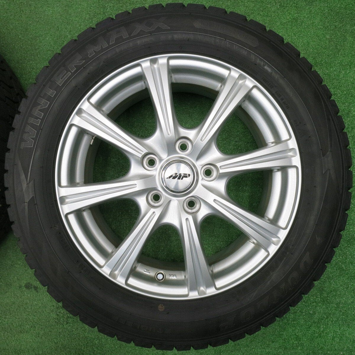 バリ溝!20年!キレイ!9.5分★マツダ 純正 オリジナル MP-04 205/60R16 スタッドレス ダンロップ ウインターマックス WM02 16インチ PCD114.3/5H★4122002NJス