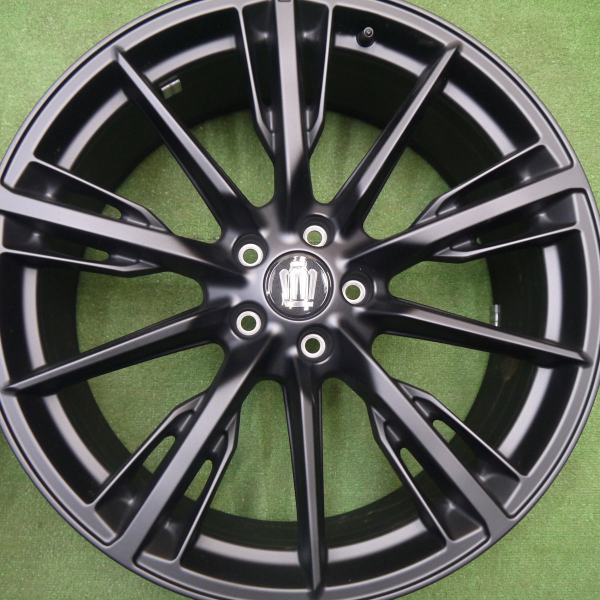新車外し★トヨタ クラウン スポーツ RS PHEV 純正 ホイール 21インチ 21×8.5J PCD114.3/5H★6010701Hホ
