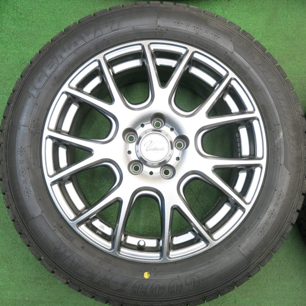 超バリ溝!22年!キレイ!ほぼ10分★スタッドレス 225/55R17 グッドイヤー アイスナビ7 Verthandi ヴェルザンディ ヴェルサンディ 17インチ PCD114.3/5H★5042704HAス
