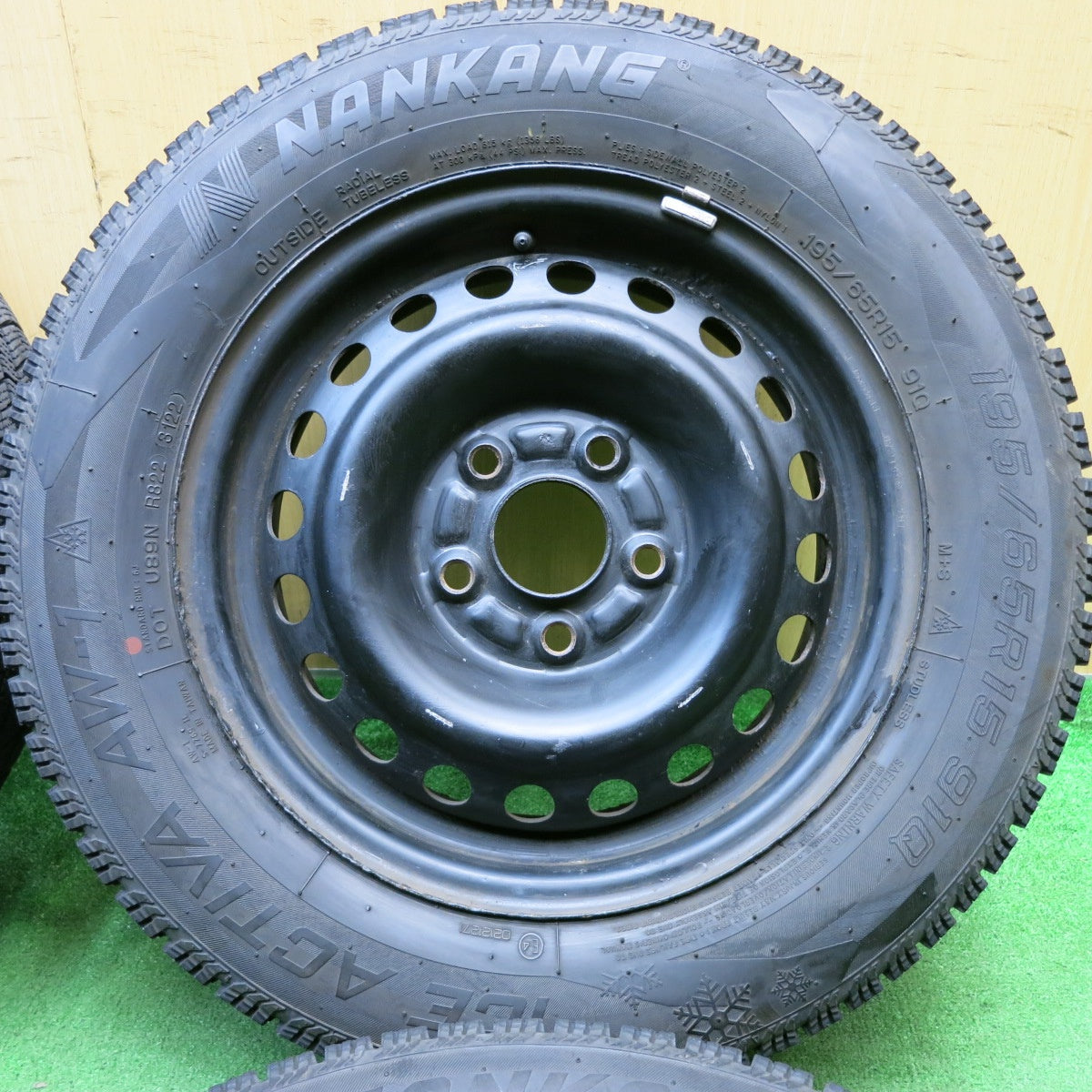 バリ溝!22年!9.5分★スタッドレス 195/65R15 ナンカン アイスアクティバ AW-1 スチール ホイール 15インチ PCD114.3/5H★5051201AKス