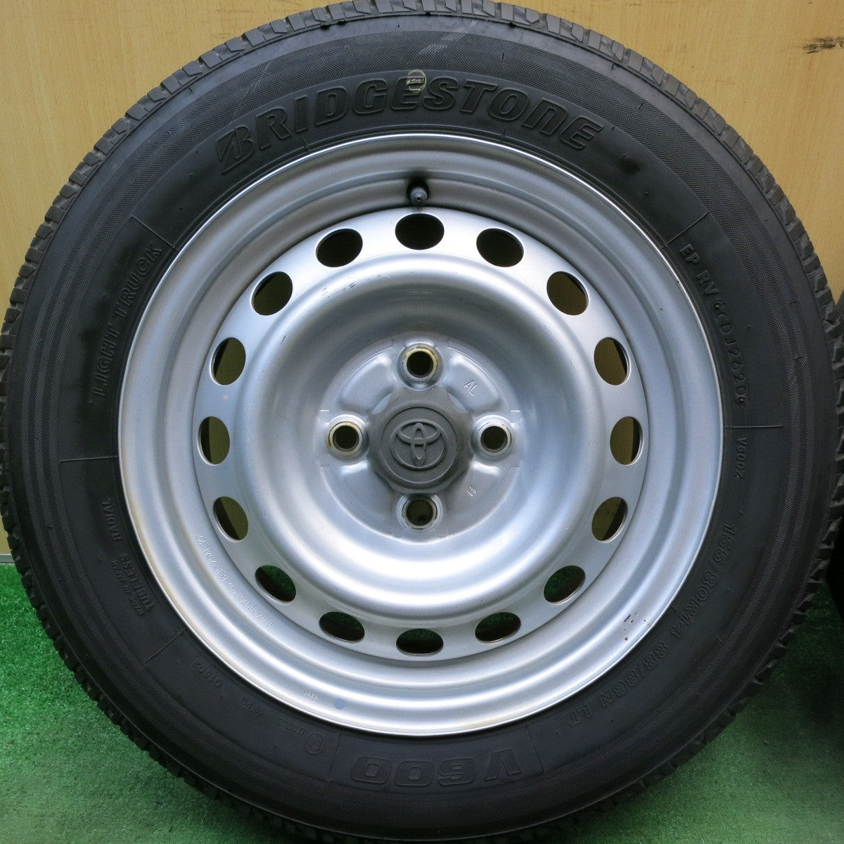 キレイ★トヨタ プロボックス 純正 スチール 155/80R14 88/86N ブリヂストン V600 14インチ PCD100/4H★5080906HAノ