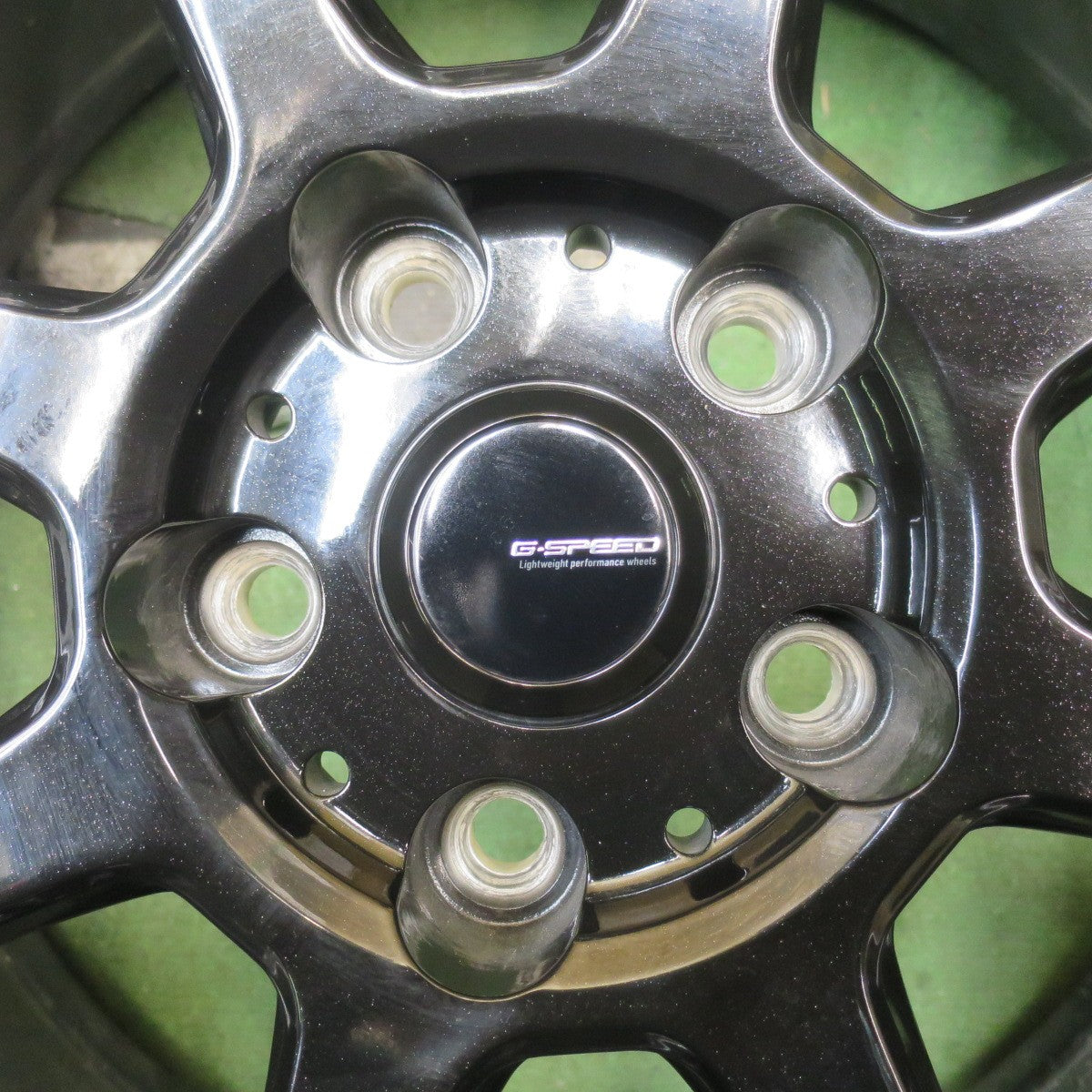 バリ溝!24年!キレイ!9.5分★G-SPEED スタッドレス 225/55R18 ブリヂストン ブリザック DM-V3 Gスピード 18インチ PCD114.3/5H★5092404NJス