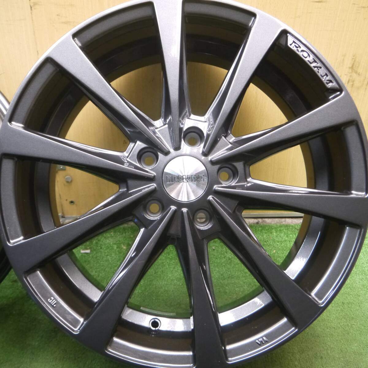 未使用!付属品付★ROJAM NOBLESSE ホイール 18インチ 18×7.0J ノブレッセ PCD114.3/5H★4061112Hホ