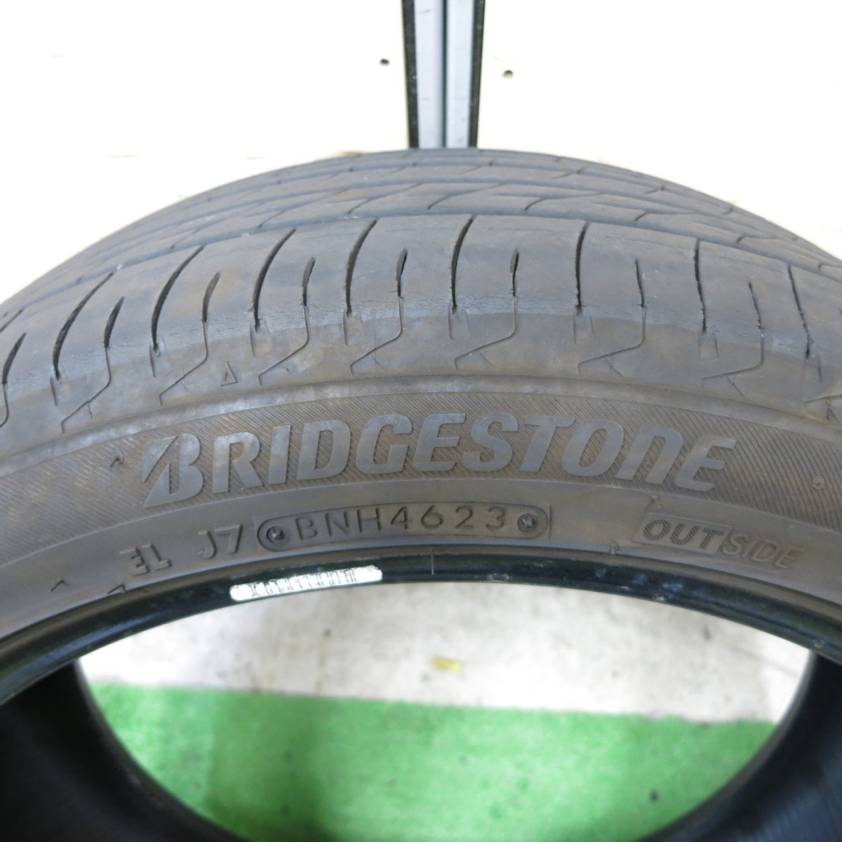 バリ溝!23年!8.5分!1本★225/45R18 ブリヂストン レグノ GR-X2 タイヤ 18インチ クラウン マークX 等★5072902ナノタ