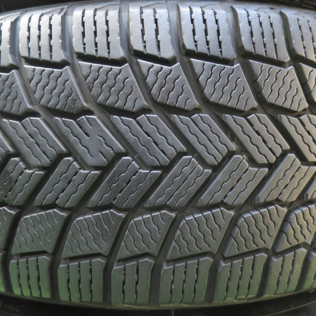 バリ溝!21年!9.5分★スタッドレス 235/65R18 ミシュラン X-ICE SNOW SUV JOKER ジョーカー 18インチ PCD114.3/5H★5010601イス