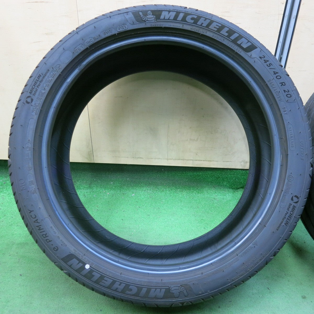 バリ溝!23年!9.5分以上★245/40R20 ミシュラン e・プライマシー MO e・PRIMACY タイヤ 20インチ BMW ベンツ 等★5061105SYノタ