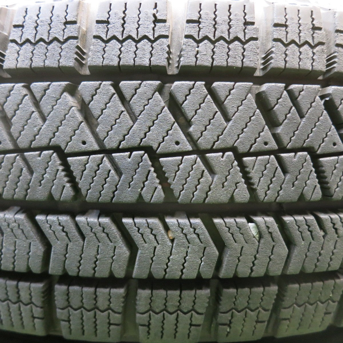 バリ溝!23年!キレイ!9分★スタッドレス 155/65R14 ブリヂストン ブリザック VRX2 Linz 14インチ PCD100/4H★5070507HAス