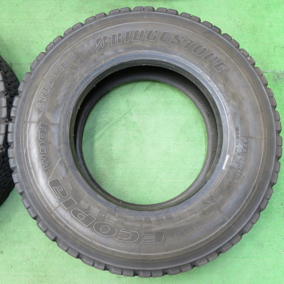 4本価格!22年★トラック タイヤ 225/80R17.5 123/122L スタッドレス ブリヂストン エコピア W901 Z 17.5インチ★5011509イスタ