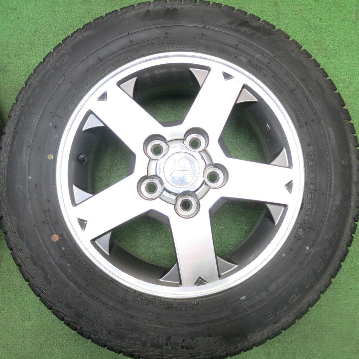 4本価格!21年★三菱 パジェロミニ 純正 175/80R15 ダンロップ グラントレック PT3 15インチ PCD114.3/5H★5070106HAノ