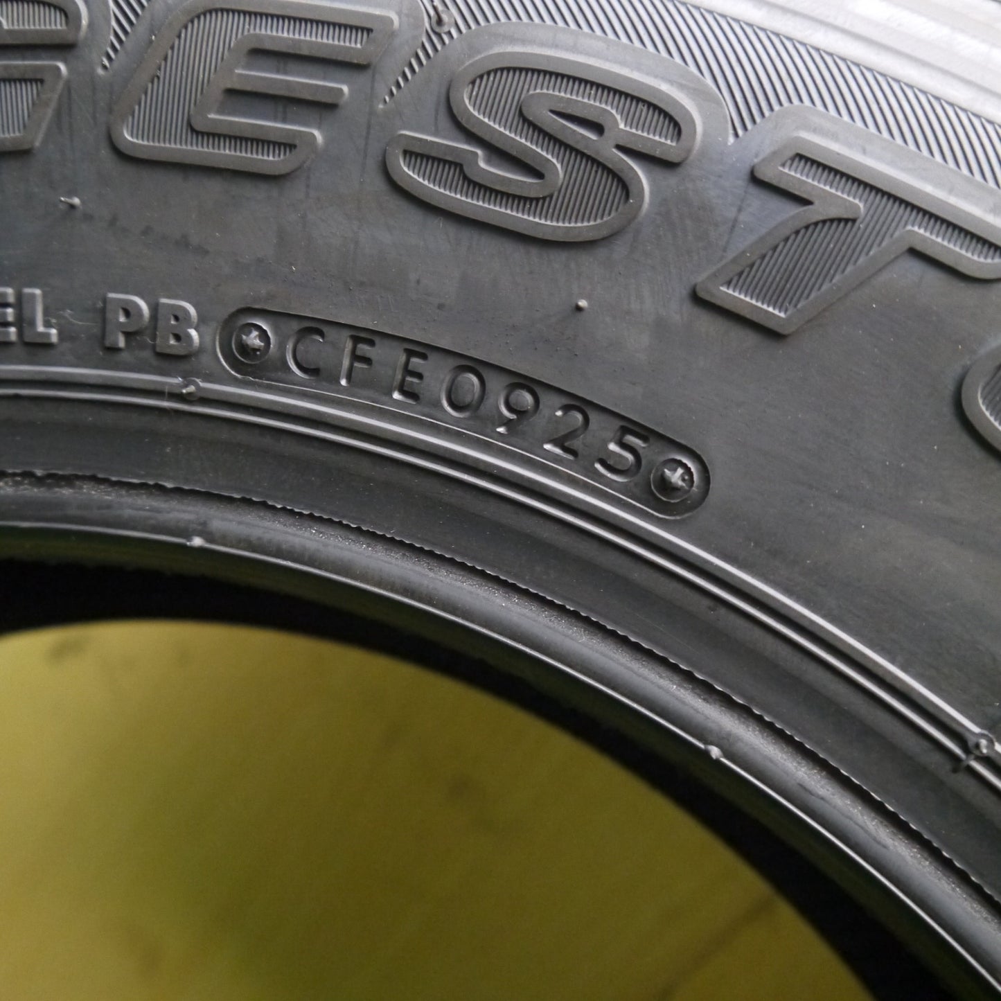 未使用!25年!1本★ジムニー 等 175/80R16 ブリヂストン デューラー H/L 852 DUELER タイヤ 16インチ★5062002Hノタ