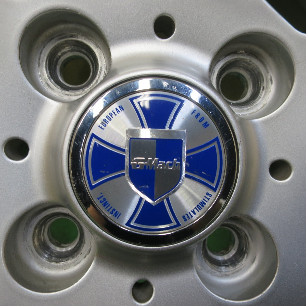 キレイ★スタッドレス 155/65R13 ブリヂストン ブリザック VRX GMach 13インチ PCD100/4H★5061806イス