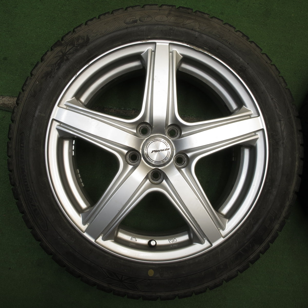 バリ溝!キレイ!9分★ラクティス 等 175/60R16 スタッドレス グッドイヤー アイスナビ6 Plencia プレンシア 16インチ PCD100/5H★5070407NJノ