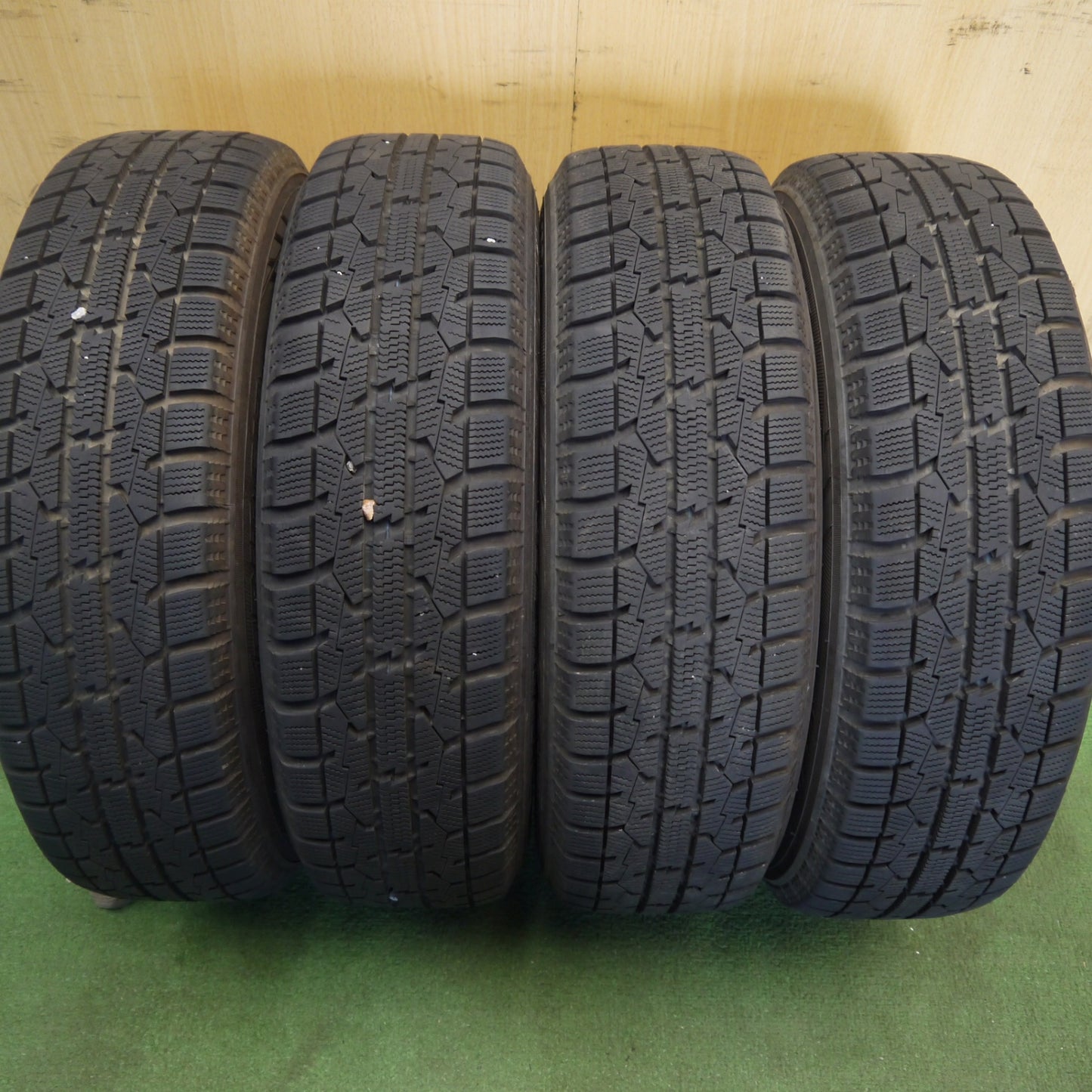 バリ溝!9.5分◎スタッドレス 155/65R14 トーヨー オブザーブ ガリット GIZ Citta 社外 アルミ 14インチ PCD100/4H◎6061506Hス