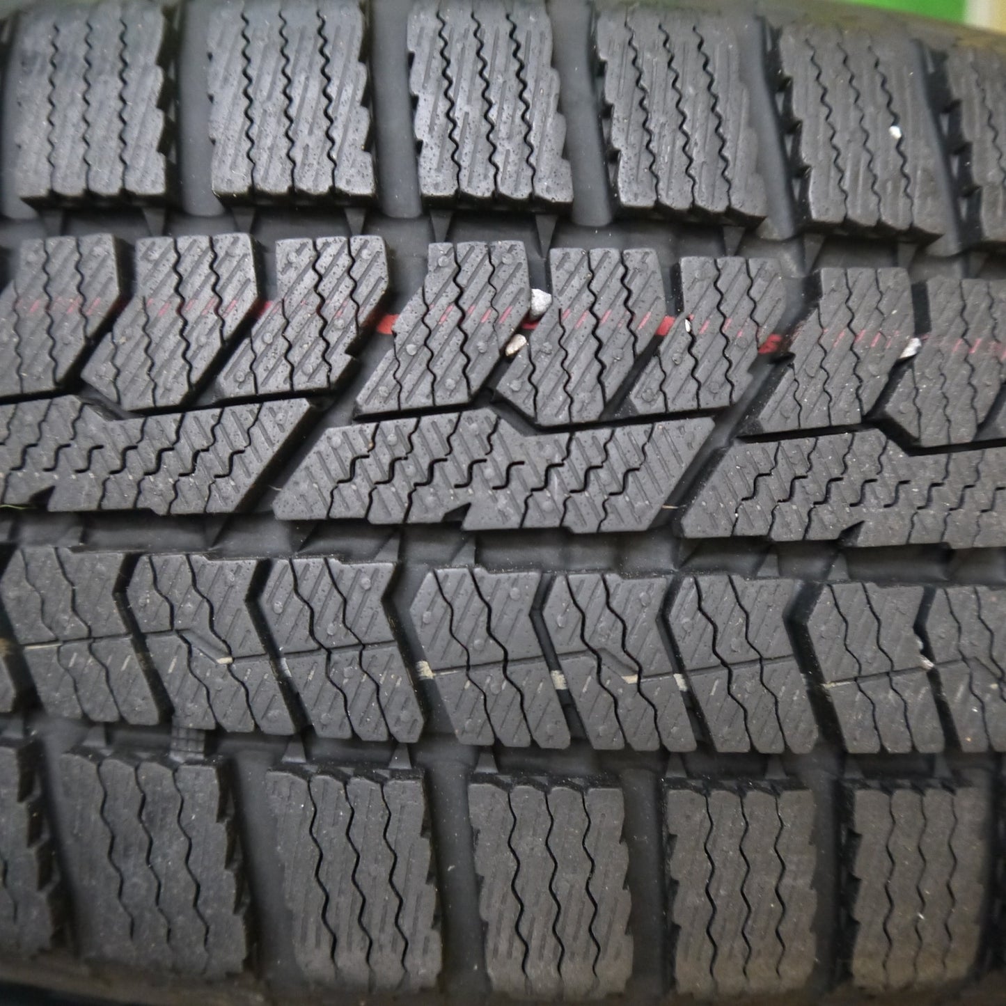 バリ溝!22年!キレイ!ほぼ10分★スタッドレス 165/65R14 トーヨー オブザーブ GIZ2 QRASIZ KOSEI コーセイ 14インチ ハスラー ソリオ 等 PCD100/4H★5043011Hス