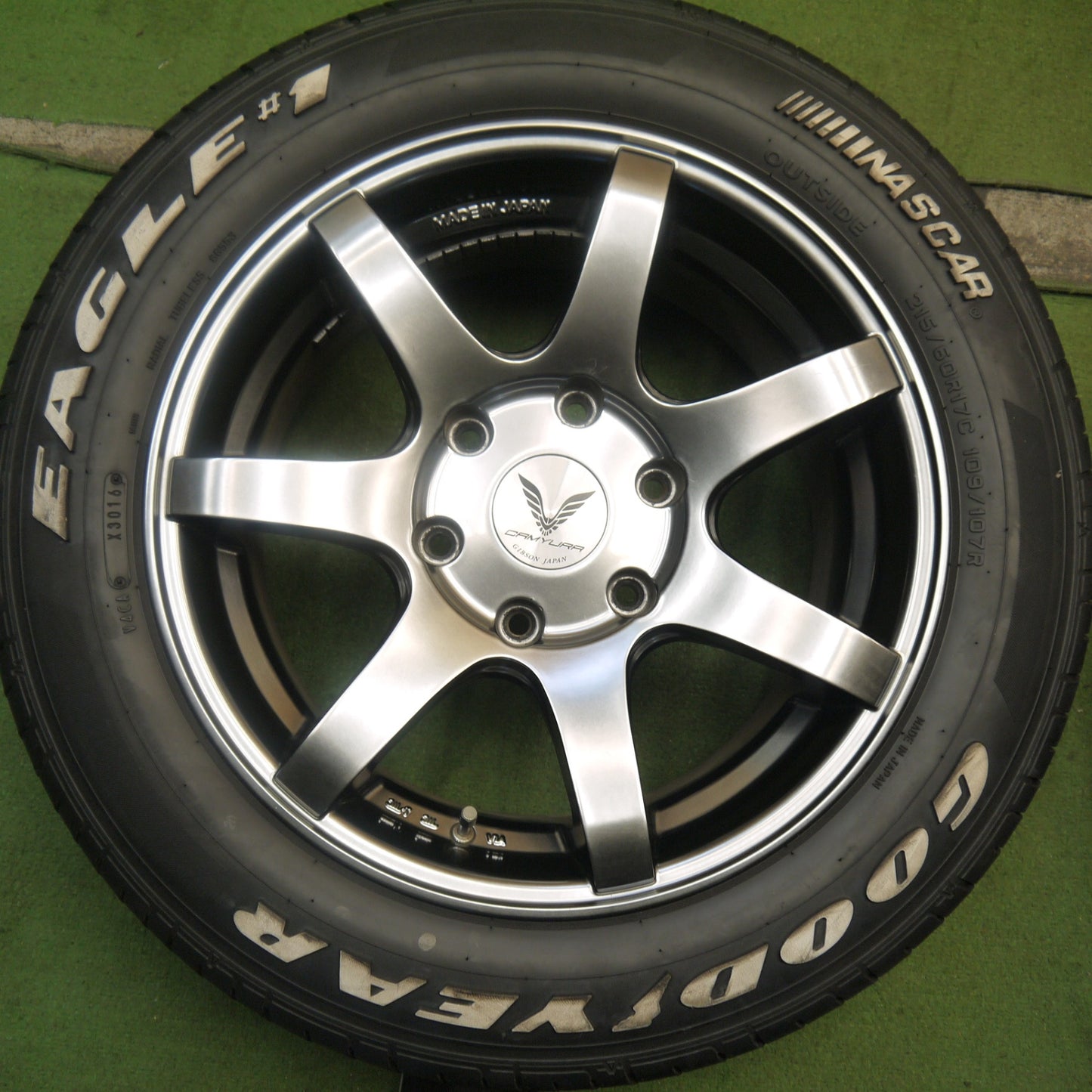 バリ溝!キレイ!9分★CAMYURA GIBSON 215/60R17 109/107R グッドイヤー イーグル #1 ギブソン カミュラ 17インチ PCD139.7/6H★5082605Hノ