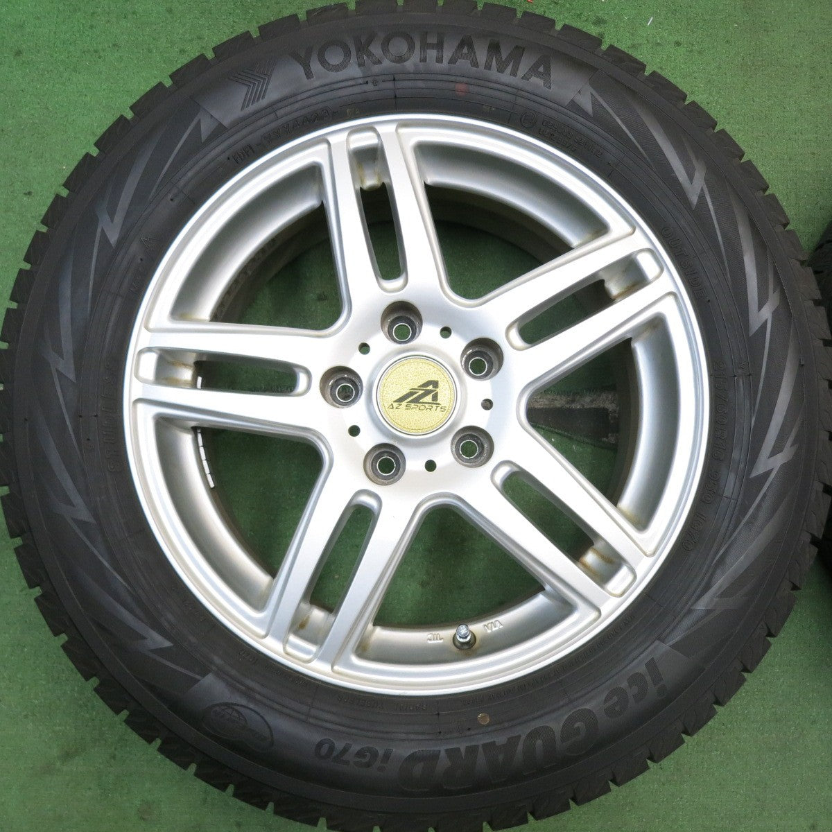 バリ溝!23年!ほぼ10分★スタッドレス 215/60R16 ヨコハマ アイスガード iG70 AZ SPORTS AZスポーツ 16インチ PCD114.3/5H★5082302HAス
