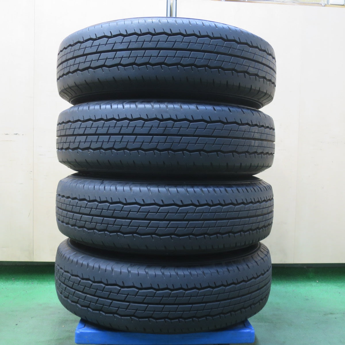 バリ溝!25年!9.5分◎トヨタ 200系 ハイエース 純正 スチール 195/80R15 107/105S ダンロップ SP175N 15インチ PCD139.7/6H◎6062607イノ