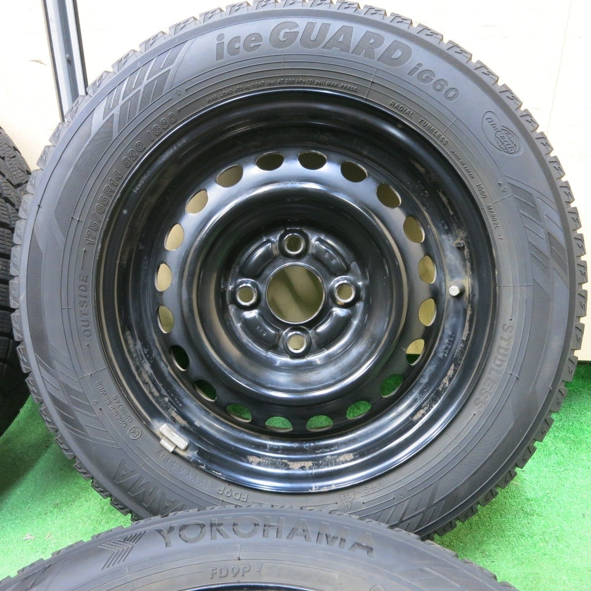 バリ溝!ほぼ10分★スタッドレス 175/65R14 ヨコハマ アイスガード iG60 スチール ホイール 14インチ PCD100/4H★4111903SYス