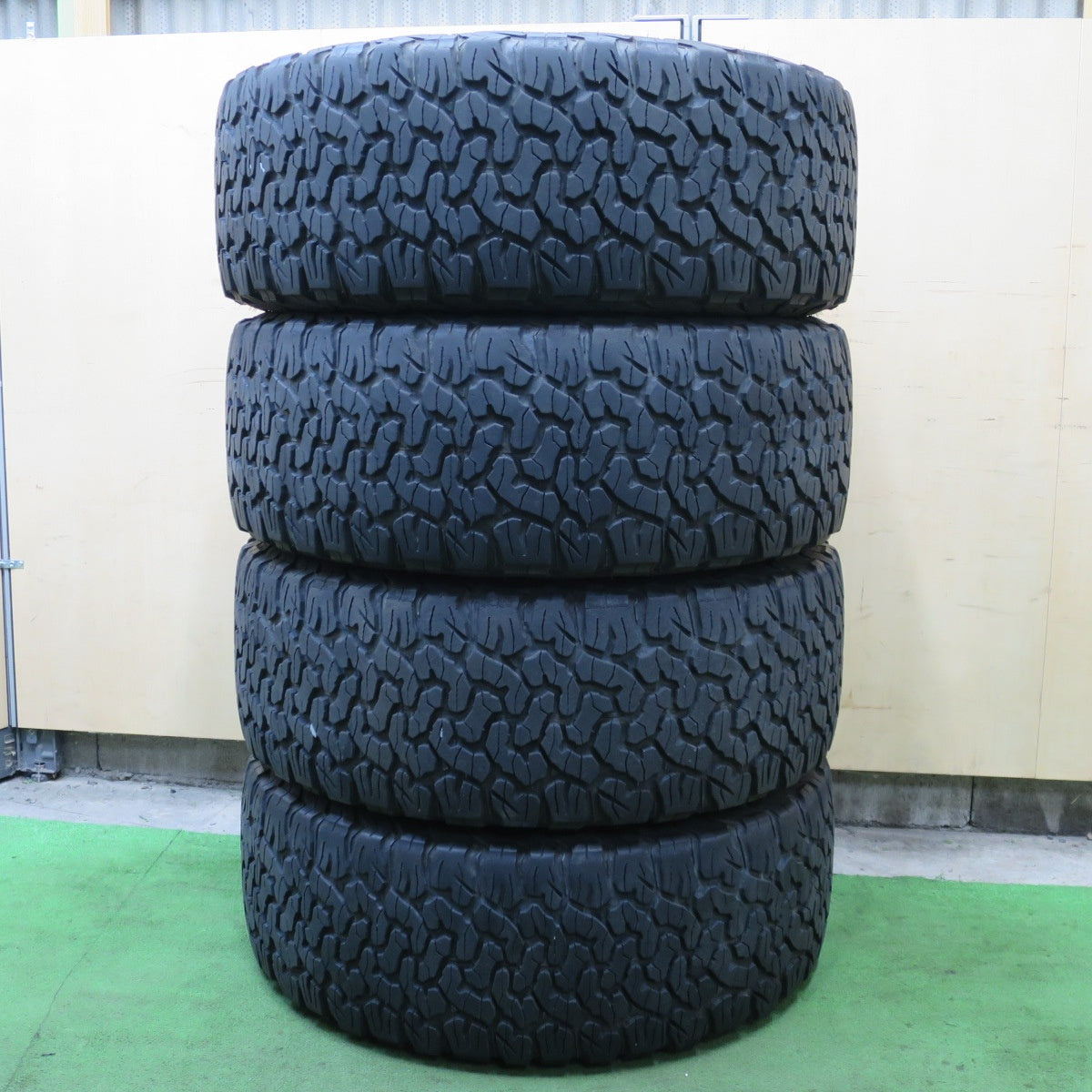 バリ溝!8.5分★285/55R20 117/114T BFグッドリッチ All-Terrain T/A KO2 ULTRA MOTOR SPORTS ウルトラ モーター スポーツ 20インチ PCD139.7/6H★6030402ナノ