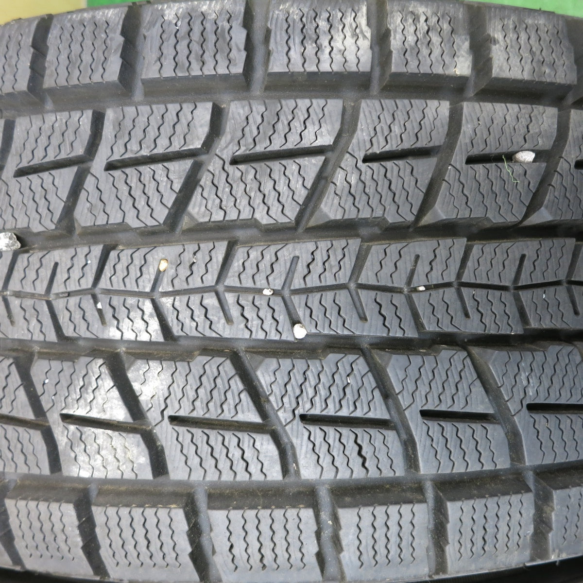 バリ溝!9.5分以上★スタッドレス 225/65R17 ダンロップ ウインターマックス SJ8 VOLGA ヴォルガ 17インチ PCD114.3/5H★5052308HAス