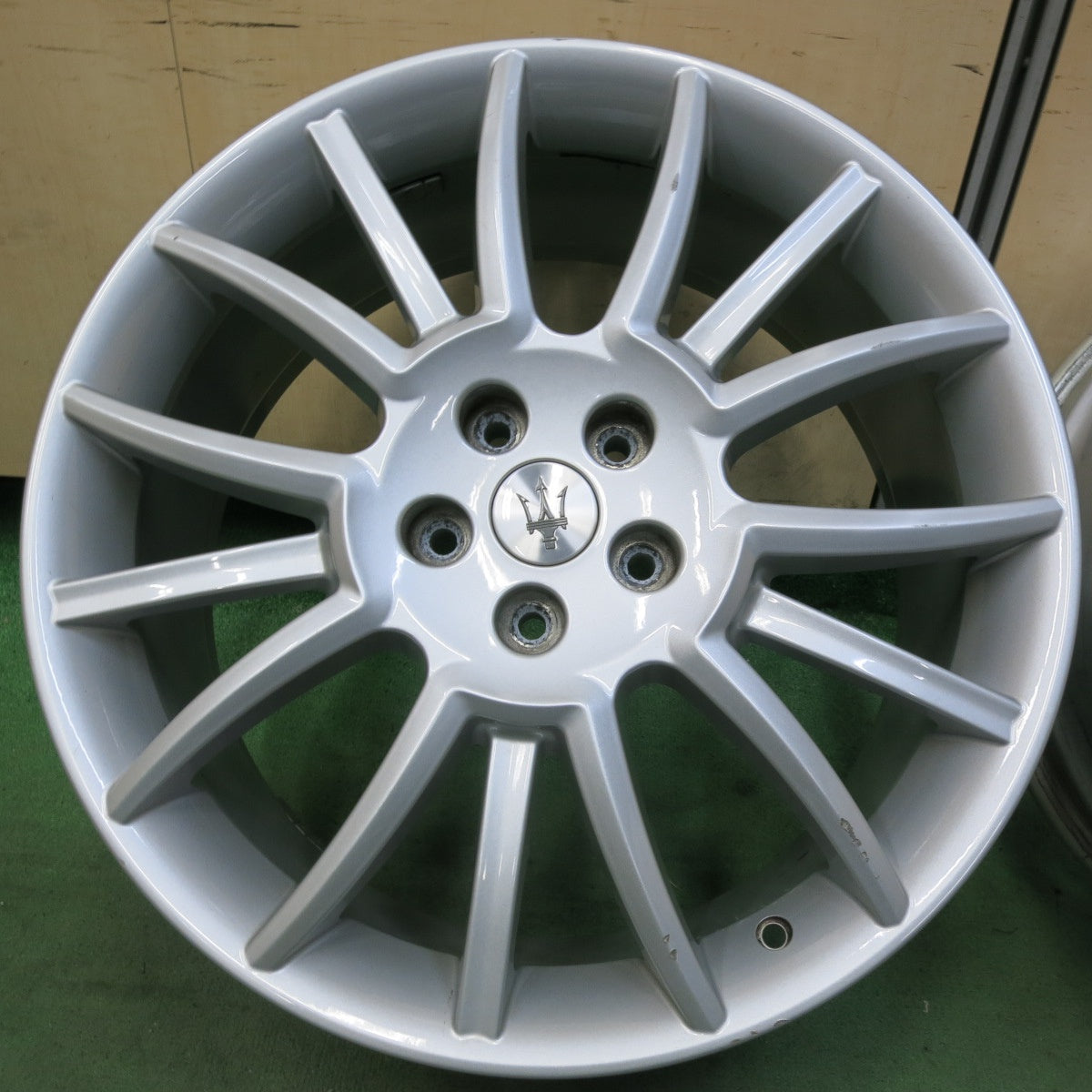 4本価格★マセラティ グランカブリオ グラントゥーリズモ 純正 ホイール 20インチ 20×8.5J 20×10.5J PCD114.3/5H★5051601SYホ