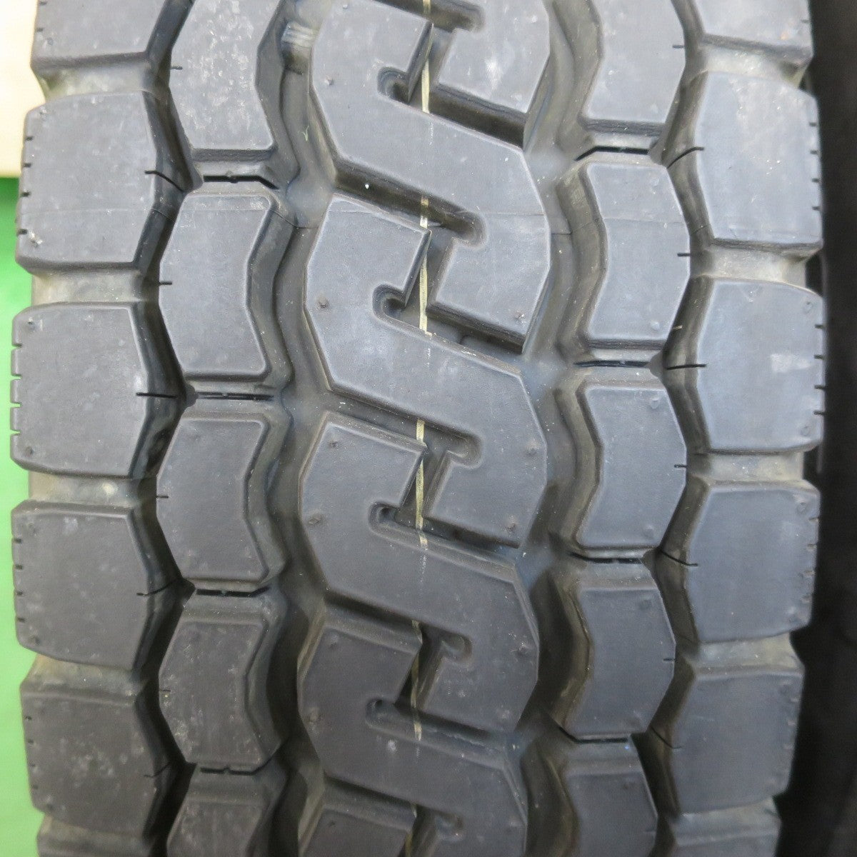 ほぼ未使用!25年!6本★トラック バス タイヤ 205/85R16 117/115N ブリヂストン エコピア M812 ミックス オールシーズン 16インチ★6013108イスタ