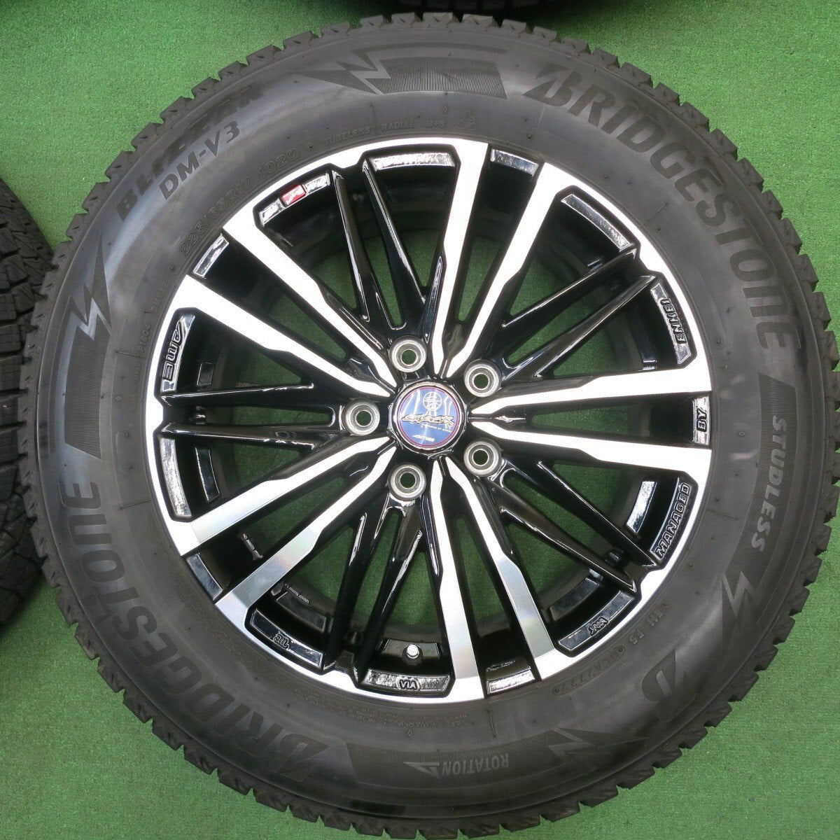 バリ溝!22年!キレイ!8.5分★スタッドレス 225/65R17 ブリヂストン ブリザック DM-V3 SMACK ENKEI AME スマック エンケイ 17インチ PCD114.3/5H★5040501TNス