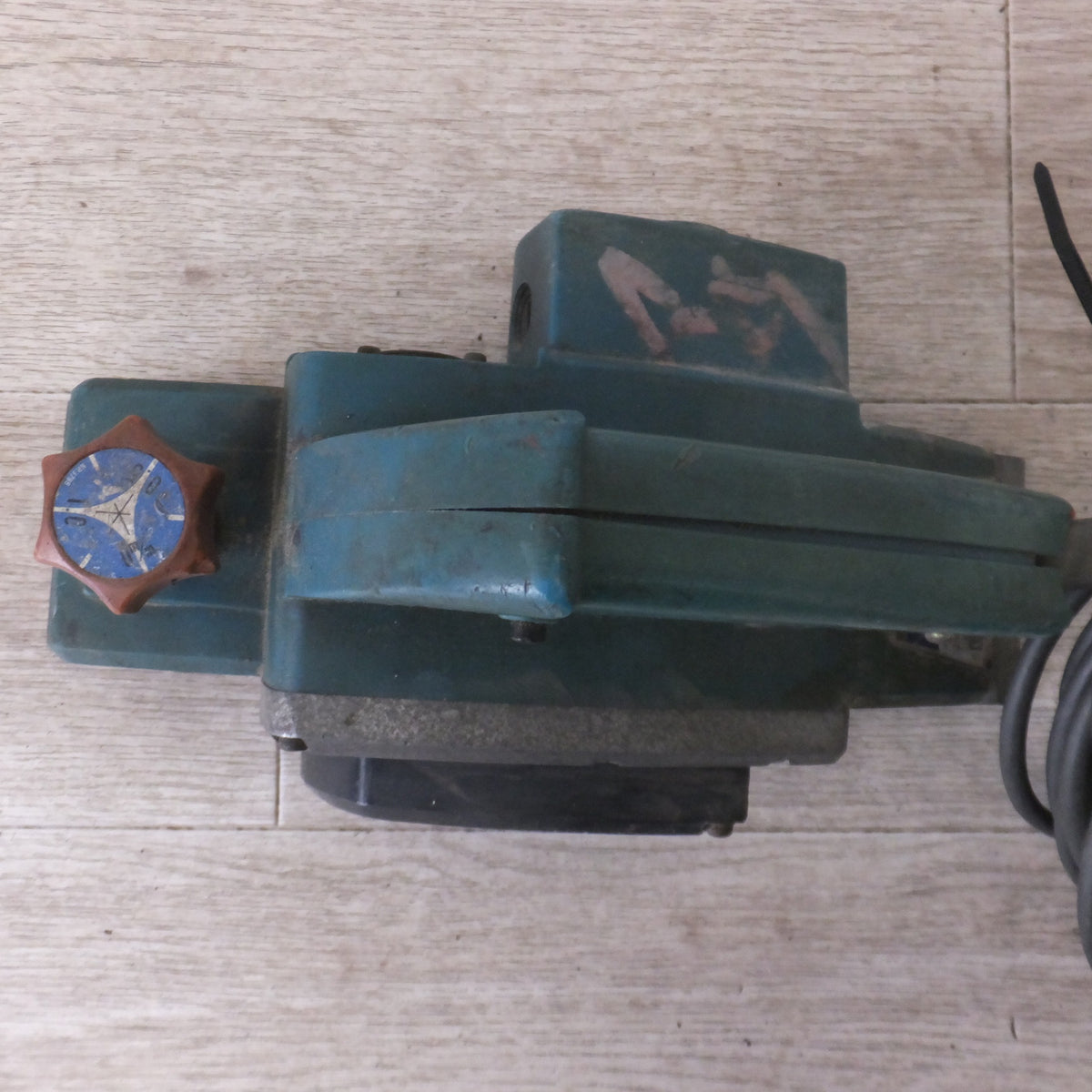 ★マキタ makita 電気カンナ 1900B 100V~ 6A 50-60Hz 580W 15000/min.★