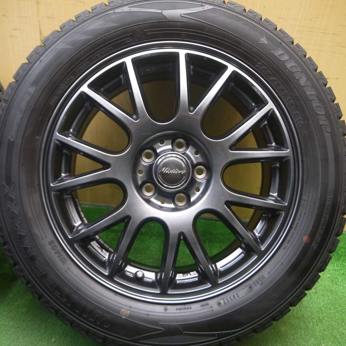 バリ溝!キレイ!9.5分以上★86 BRZ 等 205/55R16 スタッドレス ダンロップ ウインターマックス WM02 Mistiere ミスティーレ 16インチ PCD100/5H★5021712Hス