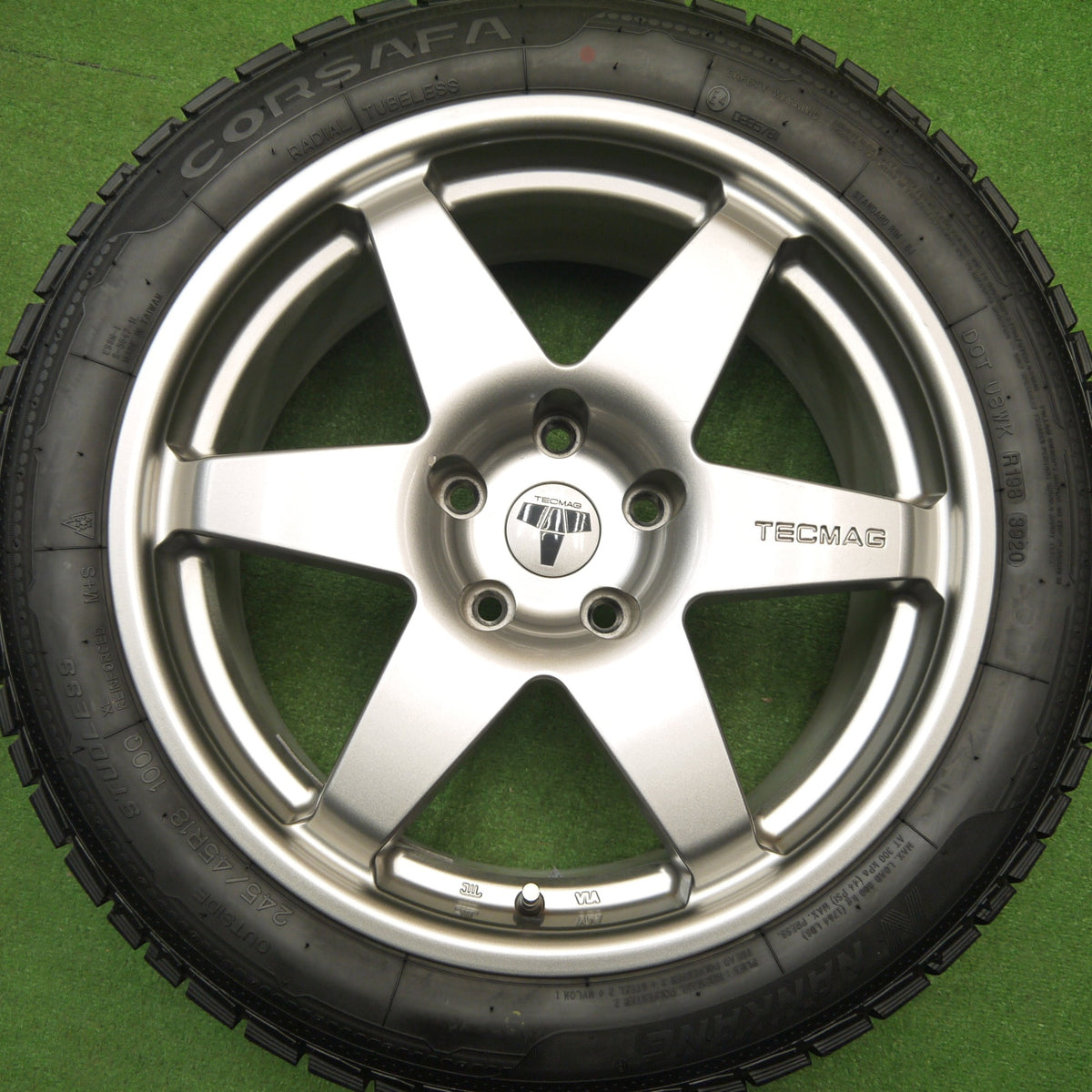 バリ溝!キレイ!9.5分★BMW 等 TECMAG Type 206R TARGA 245/45R18 スタッドレス ナンカン CORSAFA テクマグ タルガ 18インチ PCD120/5H★5112806Hス
